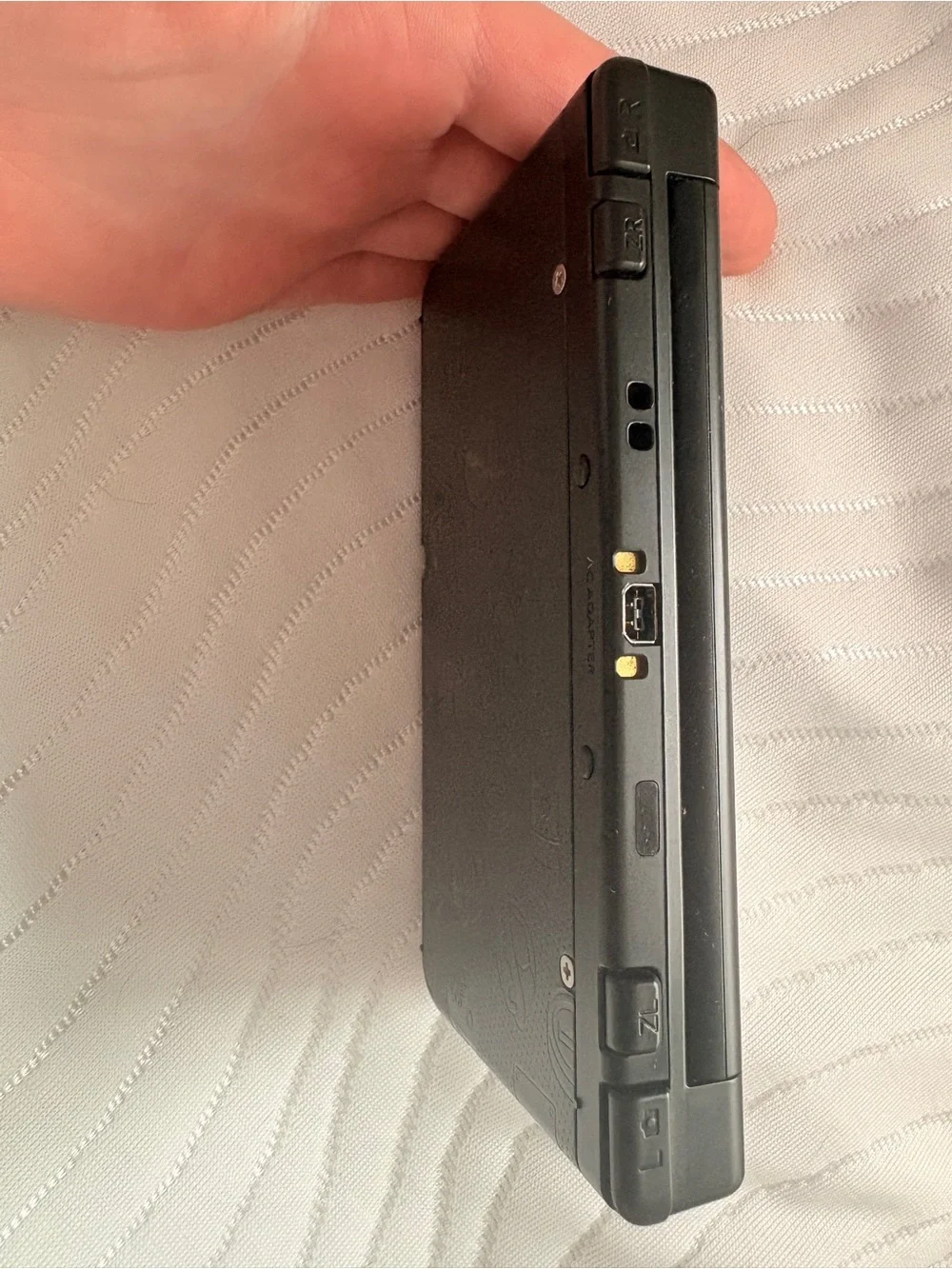 Limited Edition Nintendo 3DS - Original Super Mario Edition (Black Friday)